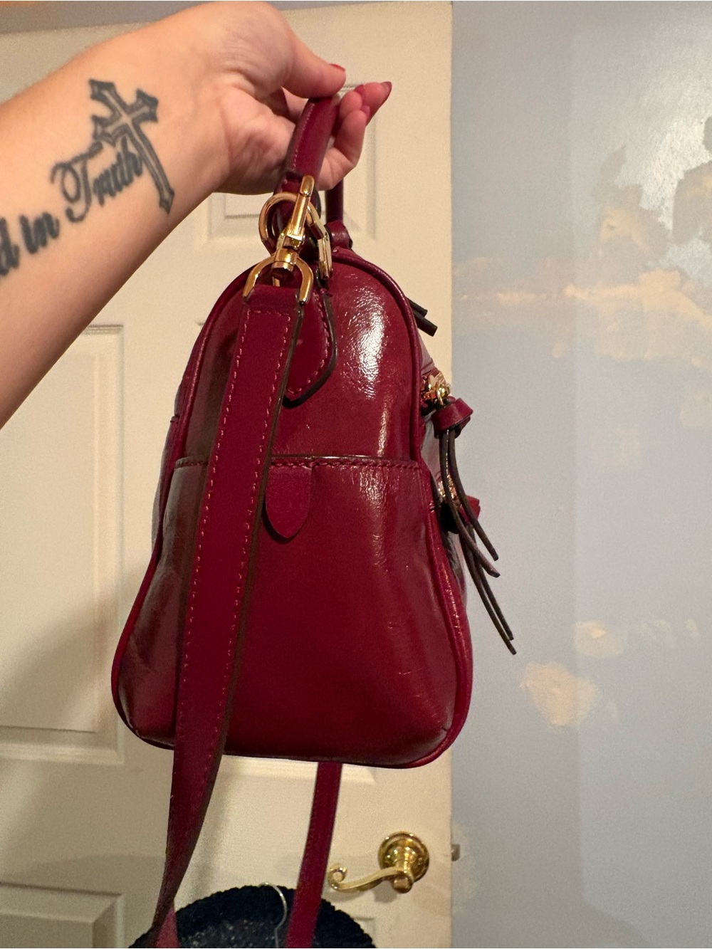 Michael Kors Rare Lorimer Satchel Burgundy/Deep Berry w/ Gold Accents NEW - Picture 4 of 9